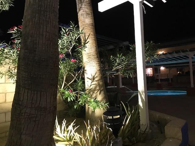 Desert Rain Spa Hotel Дезерт-Гот-Спрінґс Екстер'єр фото